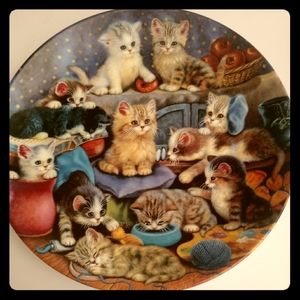1-Decorative Plate Litter Rascals Frisky Business